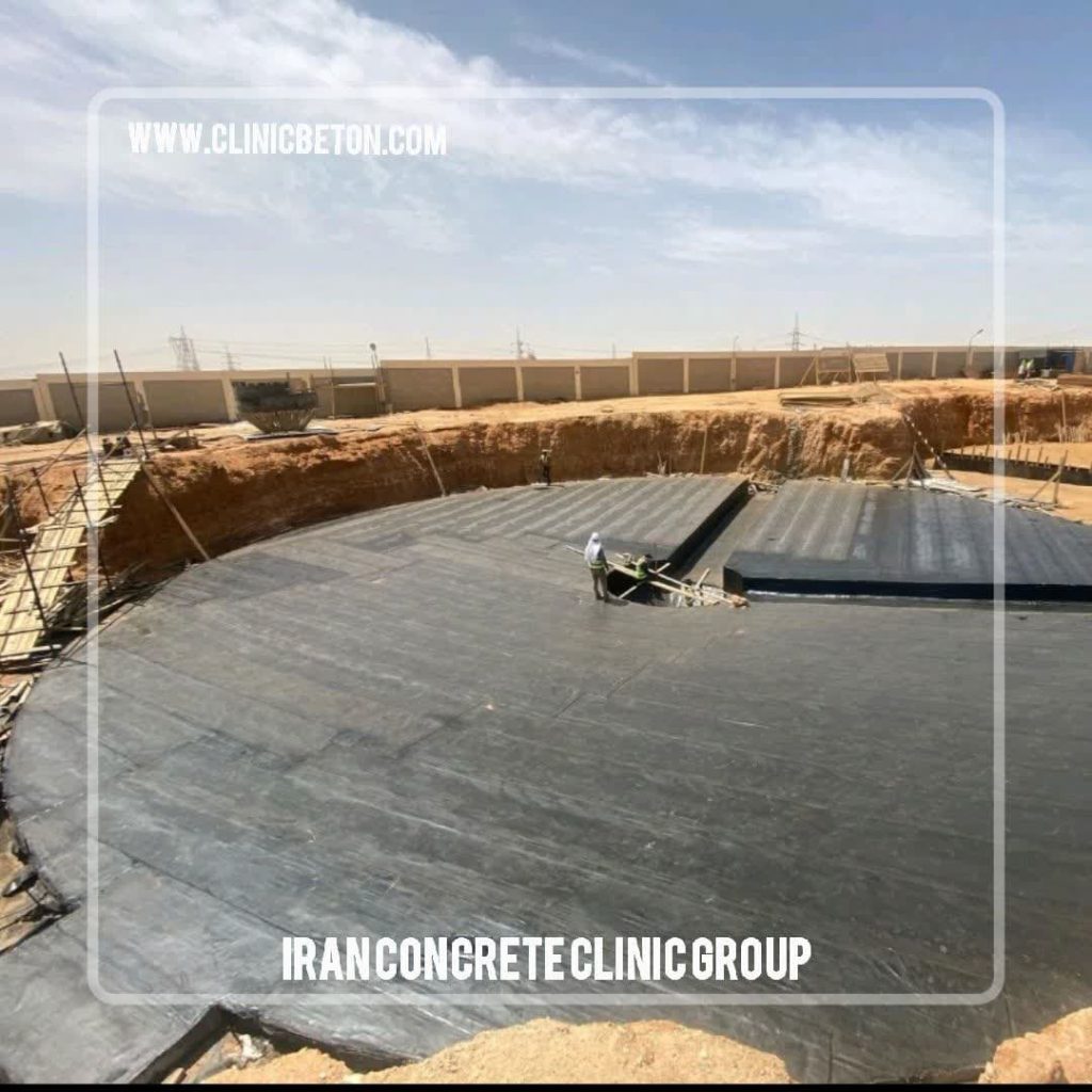 عوامل موثر در انتخاب روش عملآوری (کیورینگ) و مراقبت بتن: راهنمای مهندسی برای دوام سازهها